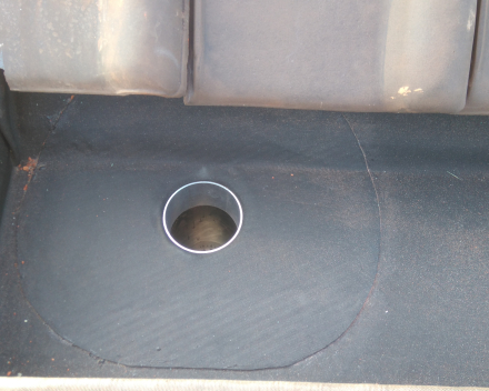 Epdm Resistit tapbuis in PE met epdm flap gelast met hete lucht.